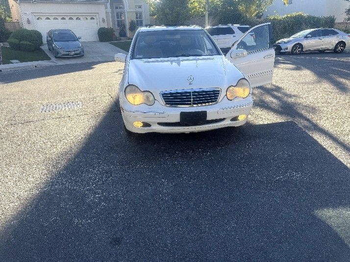 2001 Mercedes-Benz C-Class