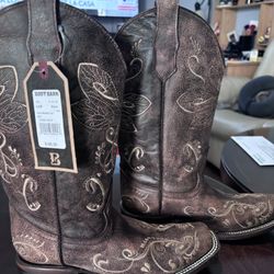 Women’s Cowboy Boots