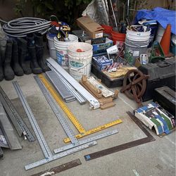 $10 Venta de Herramientas de Construcción en Pico Rivera