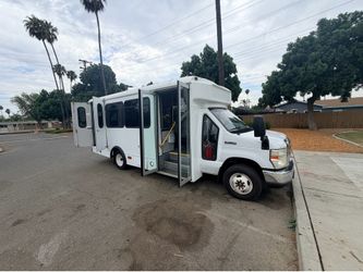 2017 Ford E350