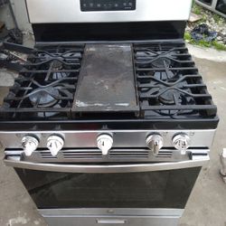 GE Gas Stove 