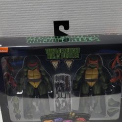 TMNT Neca 2 Pack  Rapheal And Michelangelo