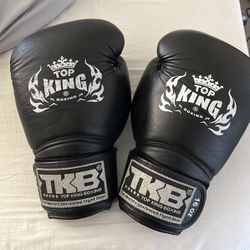 16 Oz Boxing Gloves 