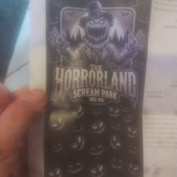 2 Tickets To The horrorland Scream Park