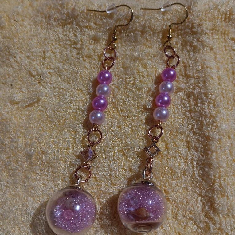 Handmade Pink Glass Beads With Seashells