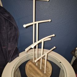 Jewelry Holder 