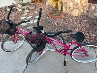 Girls beach cruiser bike
