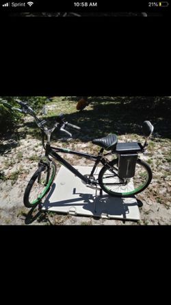 Electric bike I AM WILLING TO BARGAIN OR TAKE TRADES! CONTACT ME IF YOURE INTERESTED!