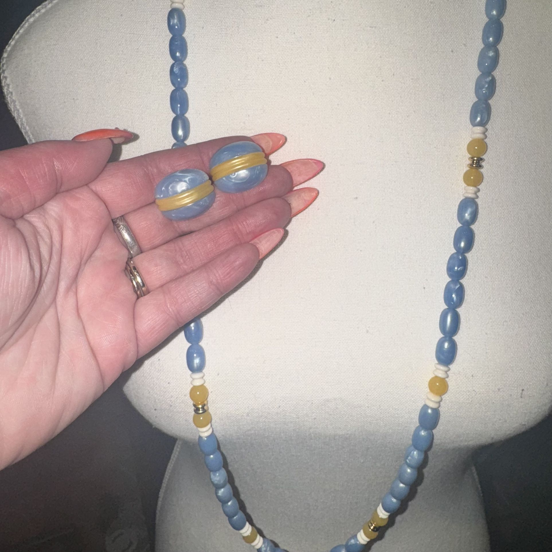 Vintage Avon Necklace Set 