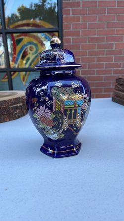 Cobalt Blue Ceramic Ginger Jar with Lid