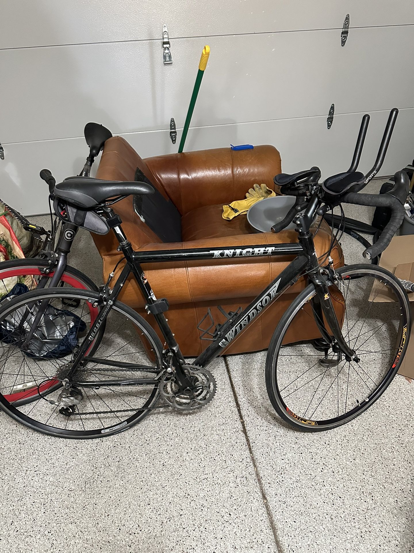 Road Bike Windsor Knight