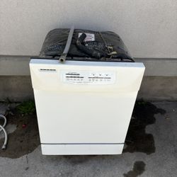 Dishwasher 