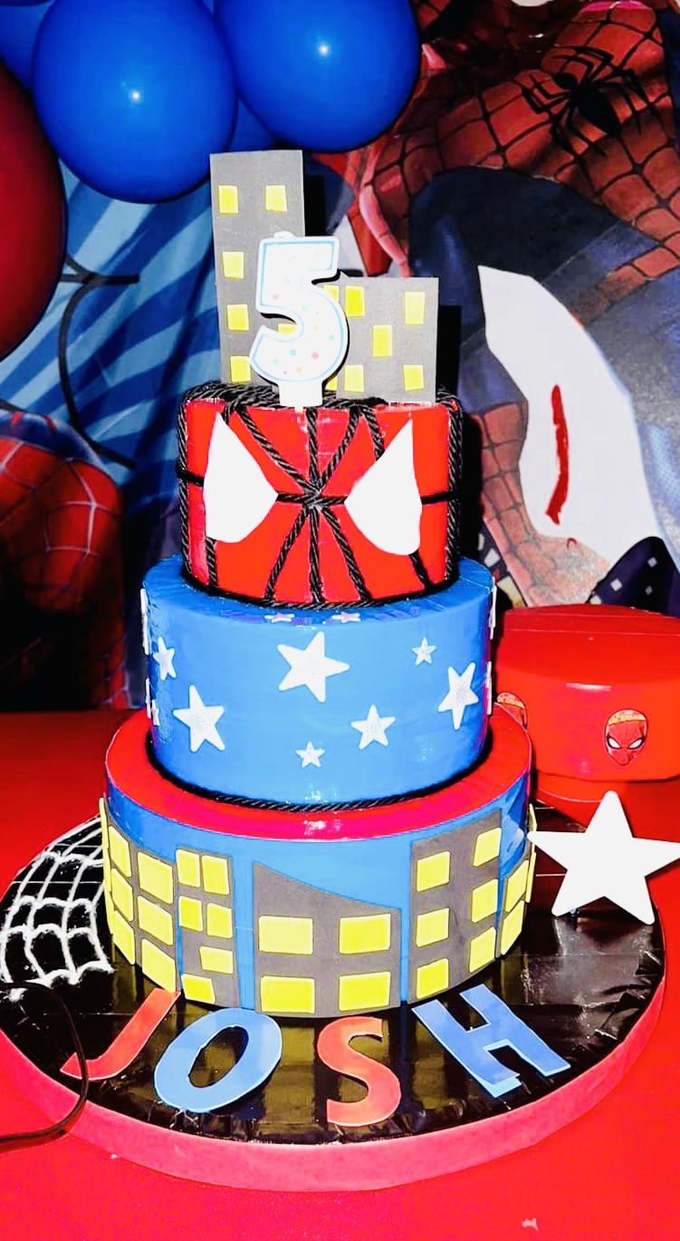 Spider-Man Fake Cake, Dummy Cake