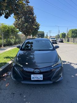 Toyota pruis prime premium 2017