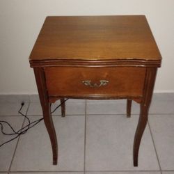 Antique Sewing Machine 