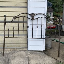 King Headboard, Metal, Pineapple Design, Decorative Finials, Distressed Finish