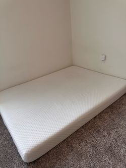 GAESTE 8 Inch Queen Cooling Gel Memory Foam Mattress