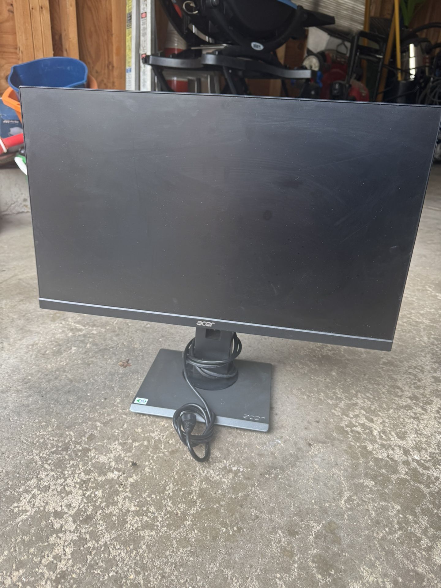 Adjustable Computer Monitor