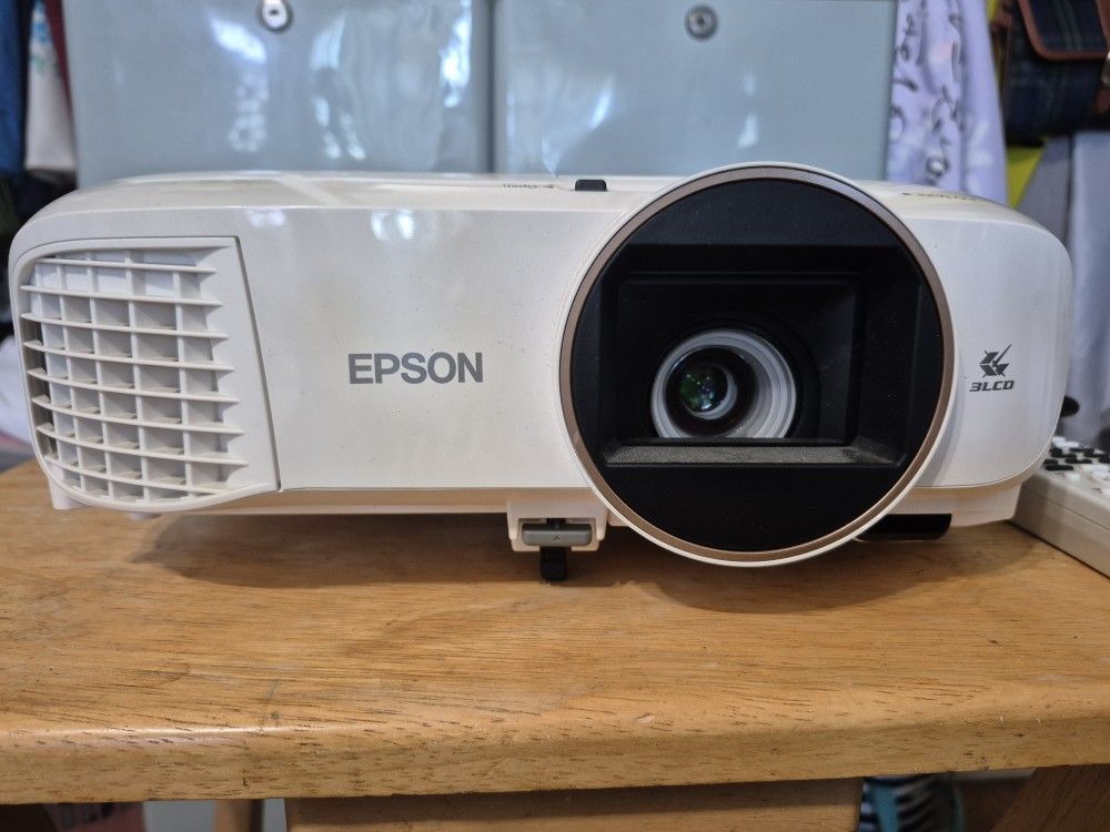 EPSON HOME CINEMA 2150