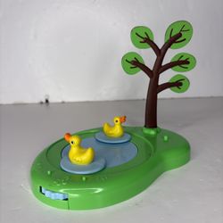 Peppa Pig pond with ducks