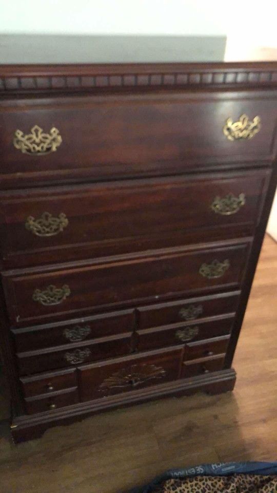 Cherry Oak Wood Dresser