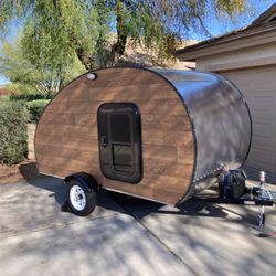 New Teardrop Camper - Light & Garage Sized