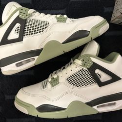 JORDAN 4 “SEAFOAM”