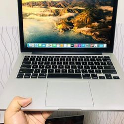 Apple MacBook Pro 13” Retina Display I5 Processor 8GB RAM 256GB FLASH STORAGE SSD 
