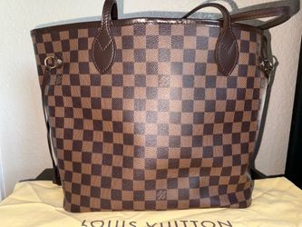 Louis Vuitton  (authentic)