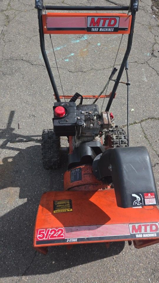 MTD Yard Machine Snowblower