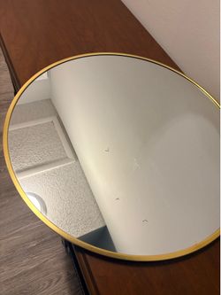 Circular mirror