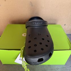 Black crocs men’s 9