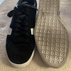Puma Size 7 1/2 Good Conditions 