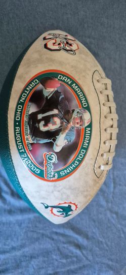 Dan Marino Hall Of Fame Football Limited edition