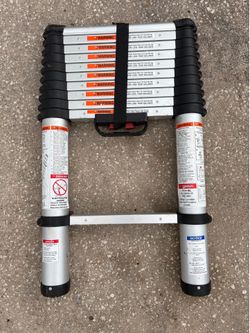 FRANKLIN 14 ft. Reach, Type I, 250 lb. Portable Telescoping Ladder