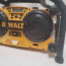 Dewalt model Dc011 Radio Receiver Antenna with Auxiliary port. Battery Charger. 