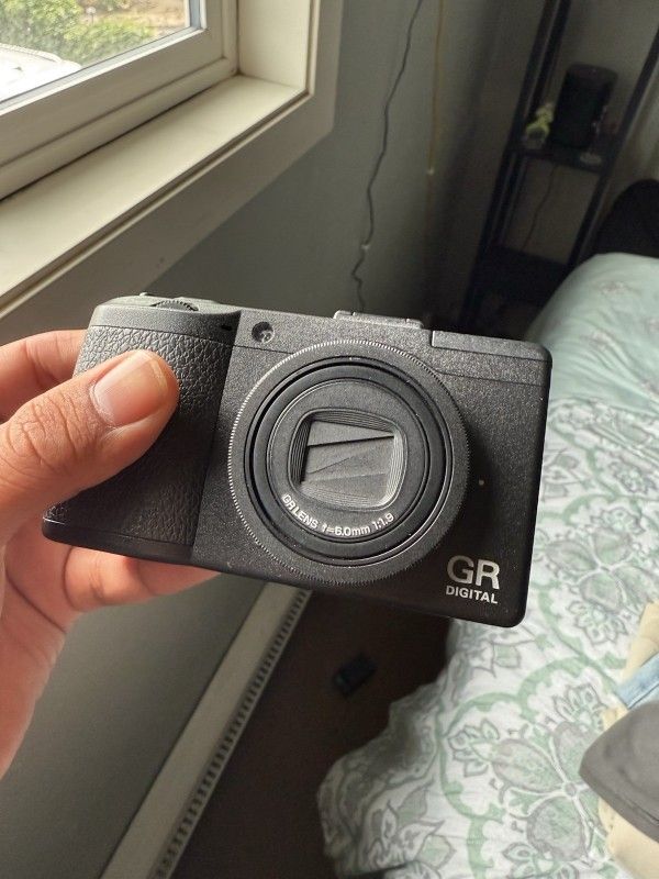 Ricoh GR DIGITAL III 10.0MP Digital Camera - Black