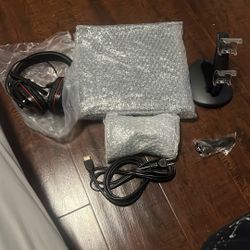 Sony PlayStation 4 Slim 500GB Premium Gaming Bundle w/ Headset, Stand, Controller Plus Game Lot 