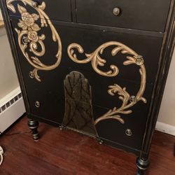 Rare painted dresser 