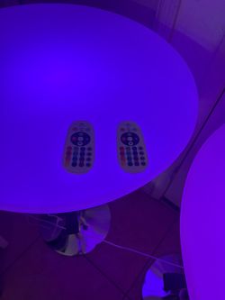 2 LED cocktail table