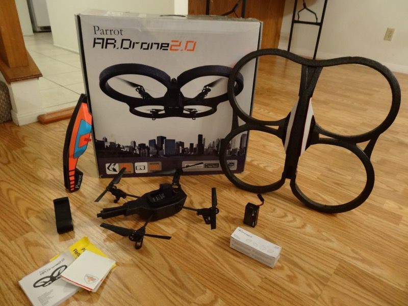 PARROT AR DRONE - CONTROL IT WITH YOUR SMART PHONE - LIKE NEW