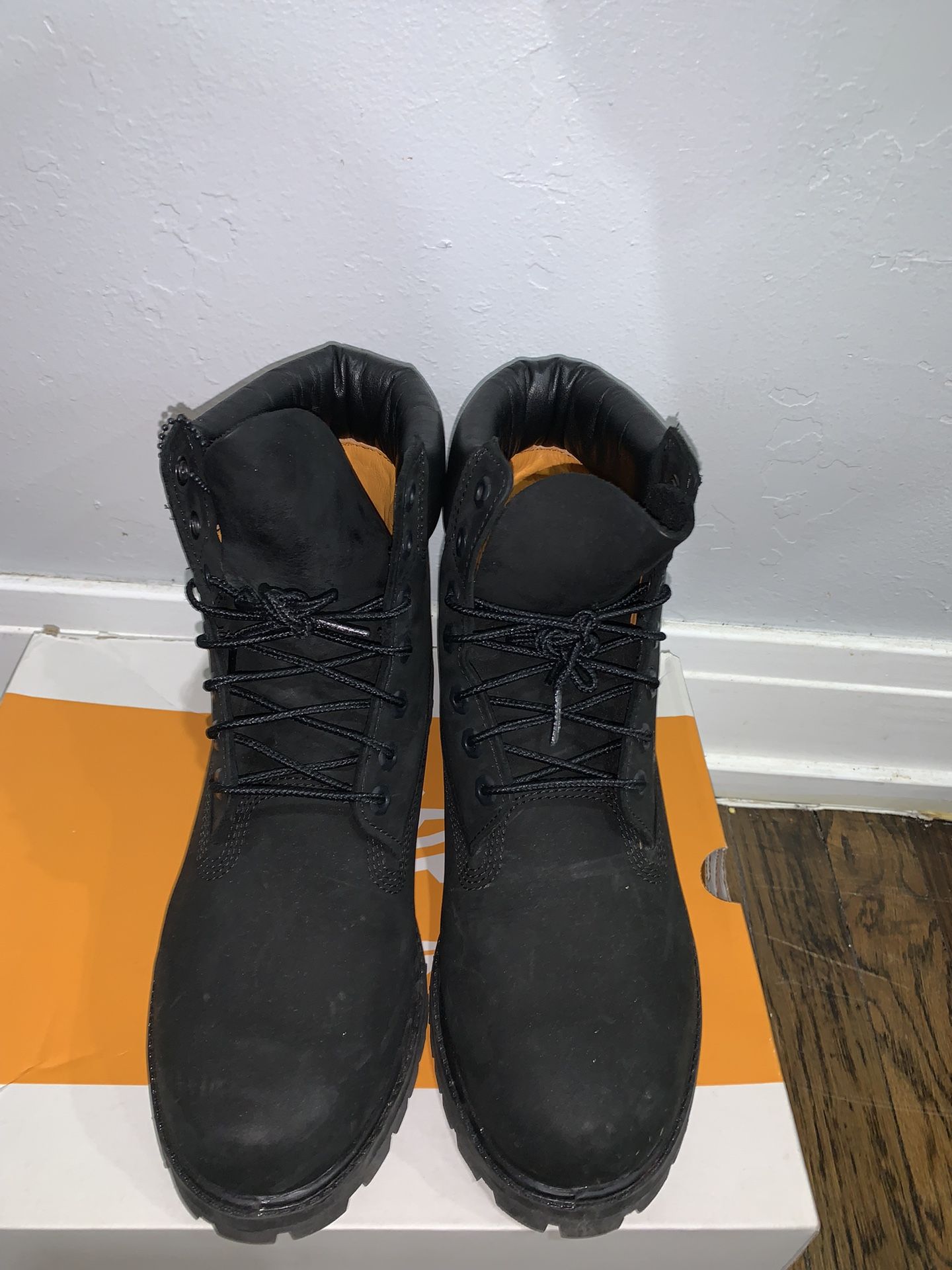 Timberland Classic Boots Size 9