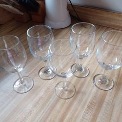 5  Matching Wine Glasses