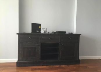 Dark brown/black rustic entertainment unit