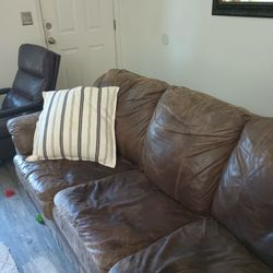 Free Free Couch