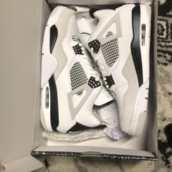 Jordan 4 Military Black Size 11 Deadstock