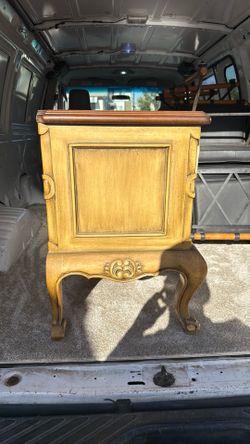 Dresser/ Drawer
