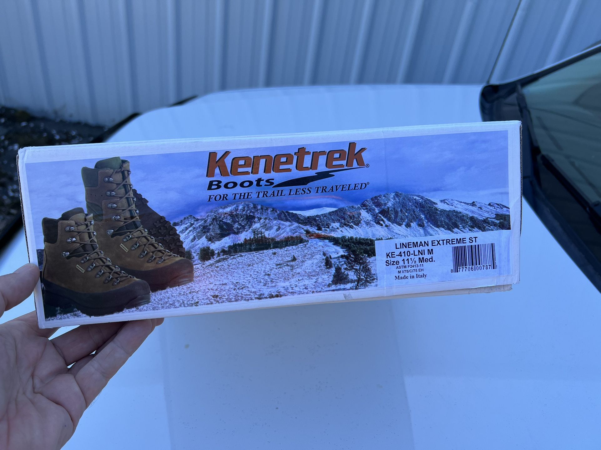 Kenetrek Lineman Extreme Work Boots Size 11.5 for Sale in Tacoma