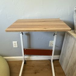 Small Rolling Desk 