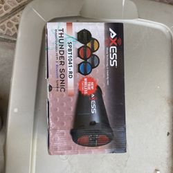 Axes Bluetooth   Radio  USB   Sd  Card